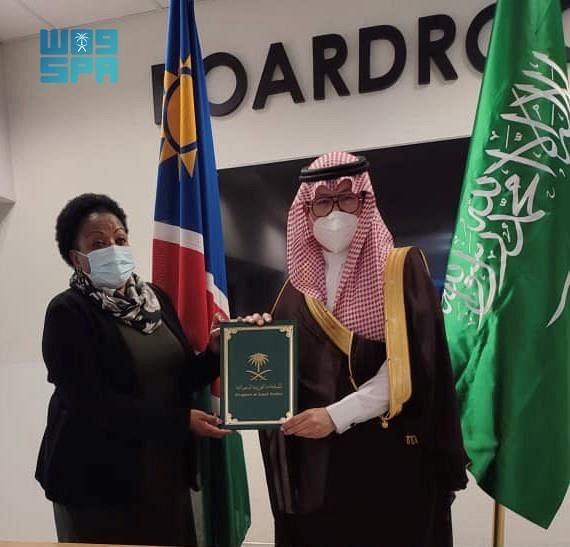 مركز الملك سلمان للإغاثة يسلم مساعدات صحية لناميبيا لمكافحة فيروس كورونا