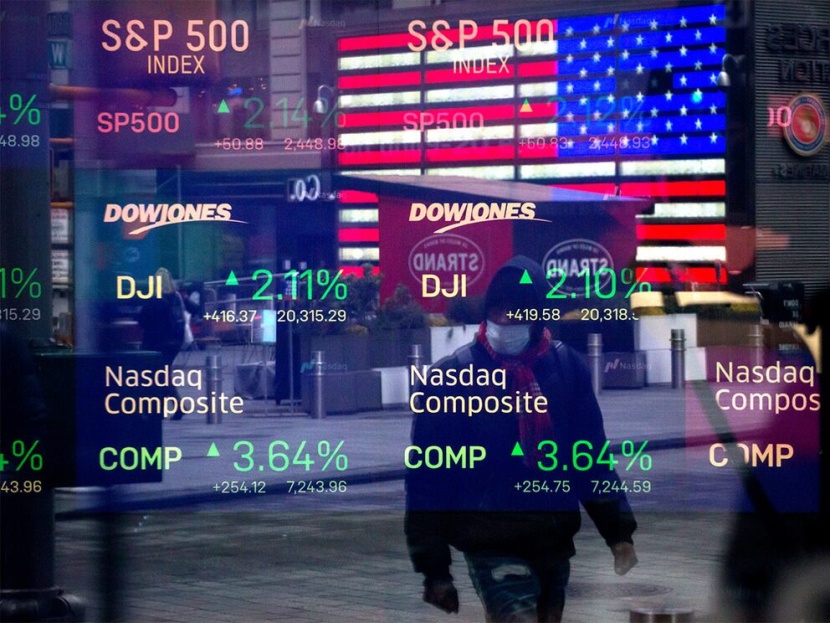 ناسداك وستاندرد آند بورز 500 تغلق على ارتفاع غير مسبوق وداو يصعد