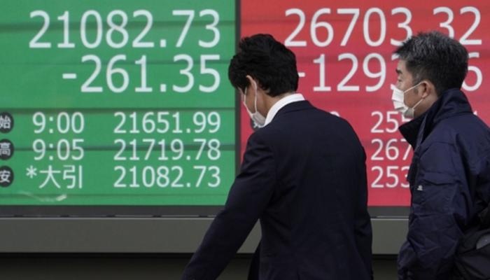 الأسهم ذات الثقل تدفع نيكي للانخفاض و"توبكس" يرتفع بدعم من شركات الأدوية