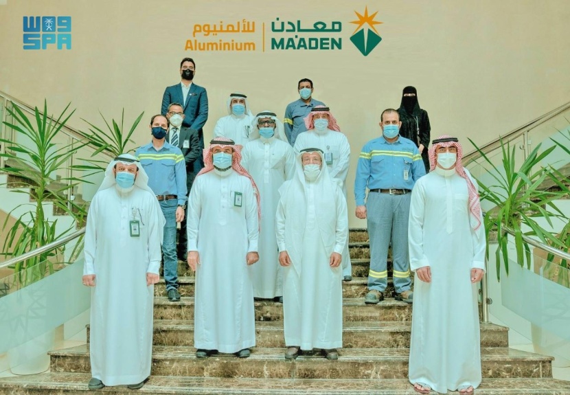 معادن توقع اتفاقية لشراء الفحم البترولي المكلس