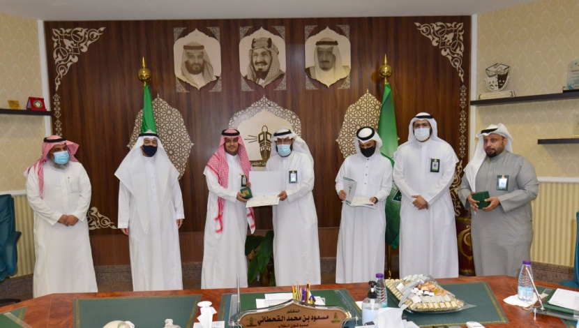 خريجو "الحاسبات" يصممون منصة إلكترونية للأندية الطلابية بجامعة "المؤسس" 