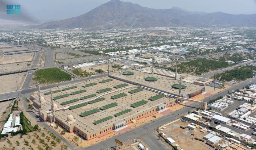 مساجد المشاعر المقدسة .. عراقة التاريخ وشرف الزمان والمكان