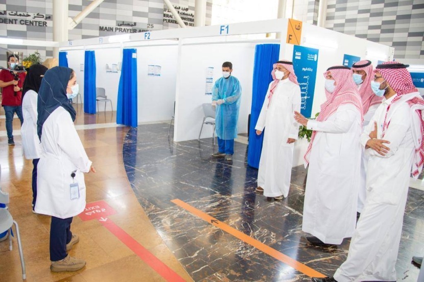 4 جامعات تتيح لطلاب ومعلمي الرياض أخذ اللقاح