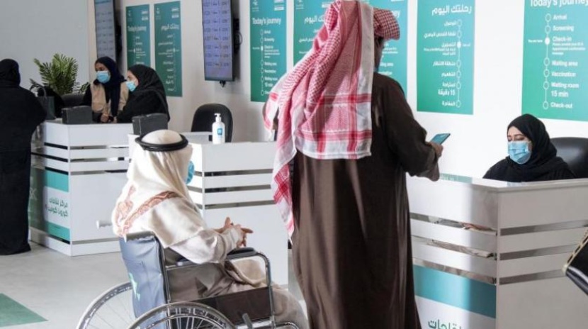 الصحة : يمكن الحصول على الجرعة الأولى من اللقاح بعد التعافي مباشرة