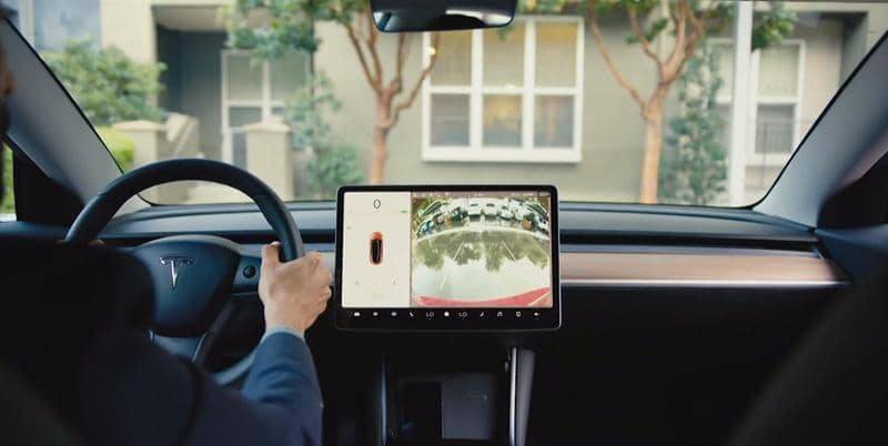 تحقيق أمريكي في حريق طال أحدث موديلات «تسلا»