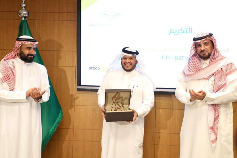 "التعليم" تحتفي بالطلاب الفائزين في مسابقة "ريالي"