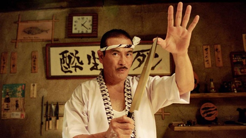 كورونا يهزم نجم الفنون القتالية سوني تشيبا