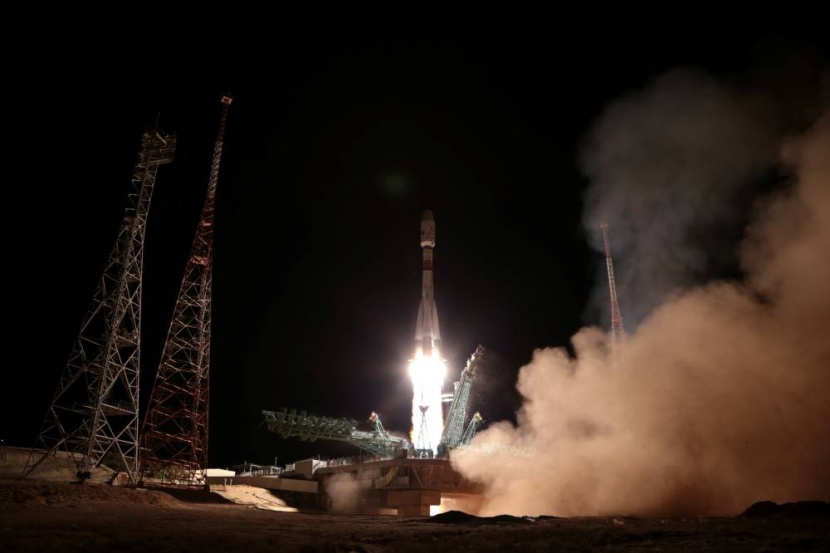 إطلاق 34 قمرا اصطناعيا بريطانيا لتوفير الإنترنت للعالم