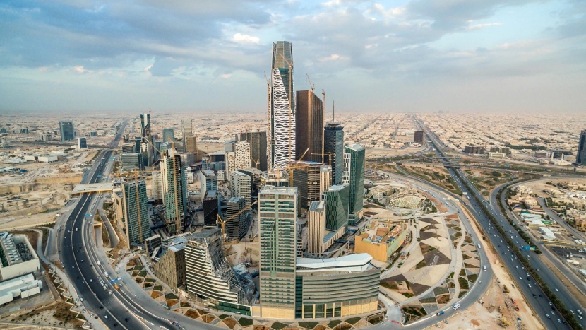الاقتصاد السعودي ينمو 1.5% في الربع الثاني و"غير النفطي" ينمو 10.1%