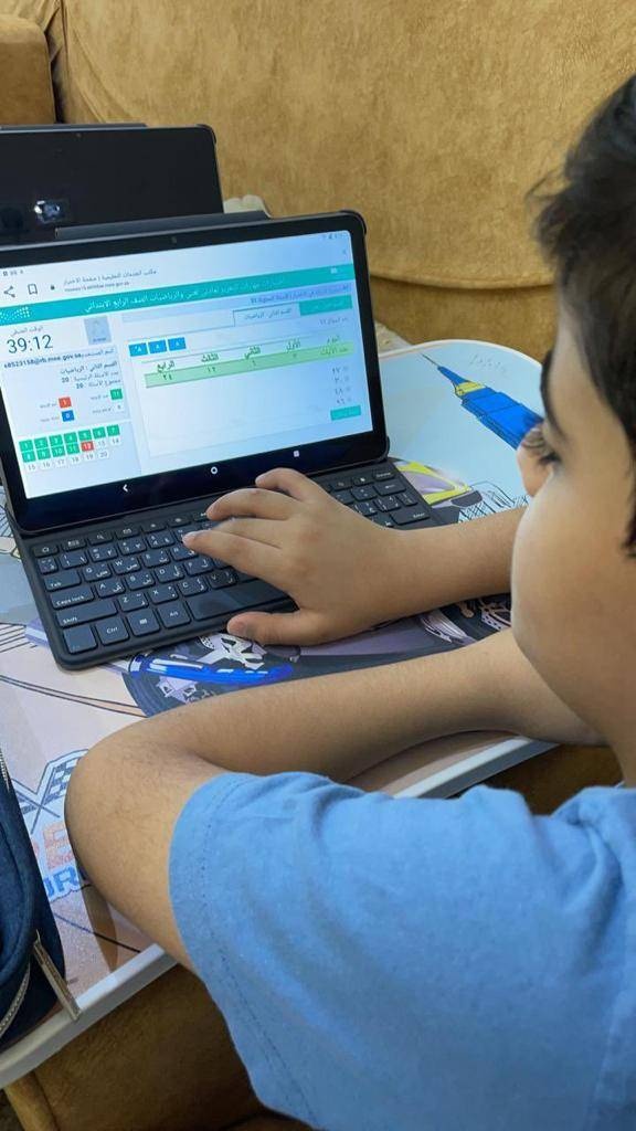 أكثر من مليوني طالب يؤدون اختبارات تعزيز المهارات في أسبوعه الأول