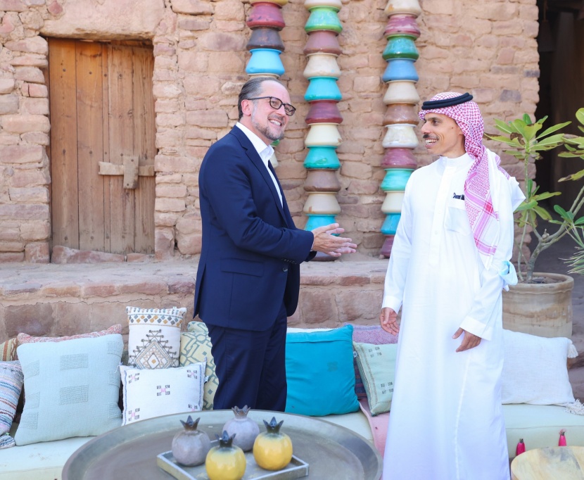  وزير الخارجية يصحب وزير خارجية النمسا في جولة على المواقع الأثرية بالعلا