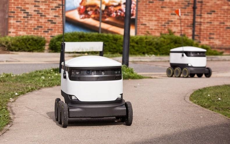 روبوتات التوصيل تغزو الشوارع البريطانية