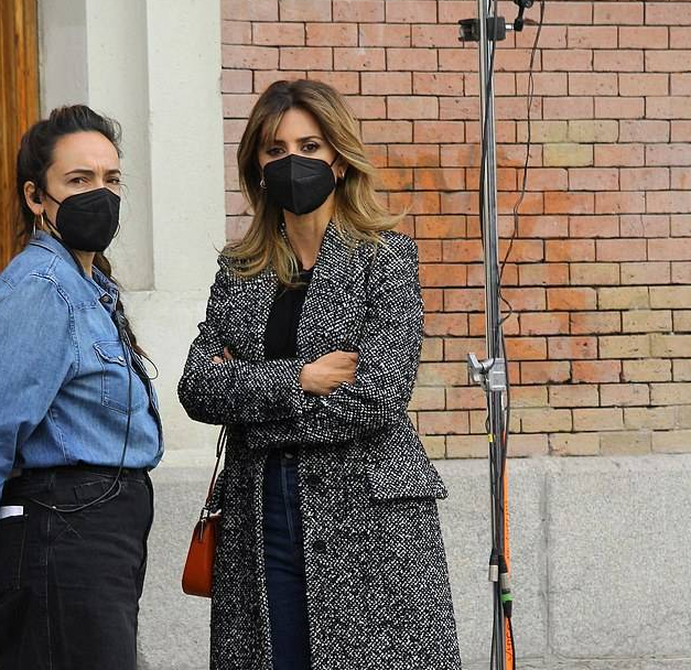 كروز تلفت الأنظار بفيلمين في مهرجان فينيسيا السينمائي