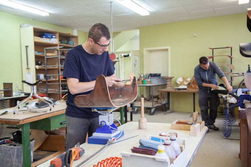 نزلاء السجون ليسوا الحل الأفضل لنقص العمالة