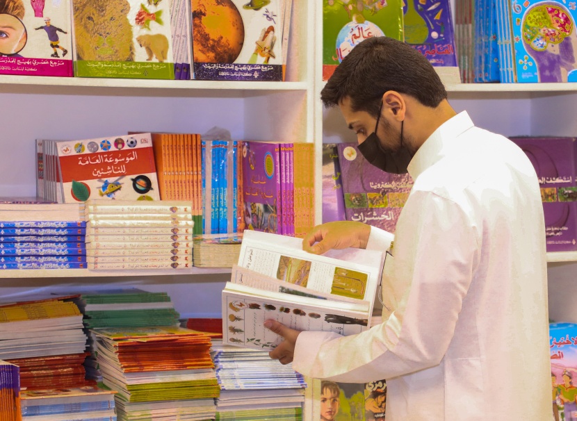 مشاهدات من اليوم الأول لمعرض الكتاب الدولي في الرياض