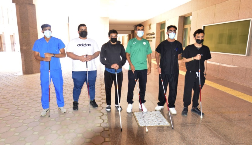 جامعة "المؤسس" تحتفي باليوم العالمي للعصا البيضاء 