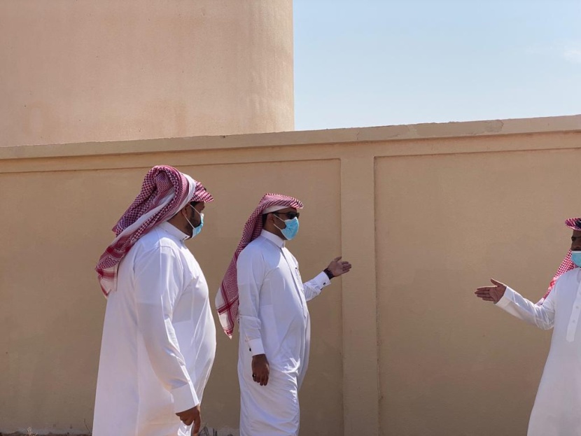ضمن حملة معالجة التشوه البصري .. رئيس بلدية روضة هباس يتفقد أعمالها