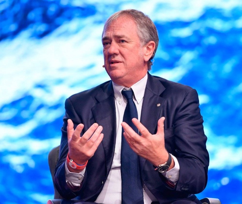 القيادة خلال الجائحة .. الحفاظ على «إم إس سي» للرحلات السياحية في عباب البحر