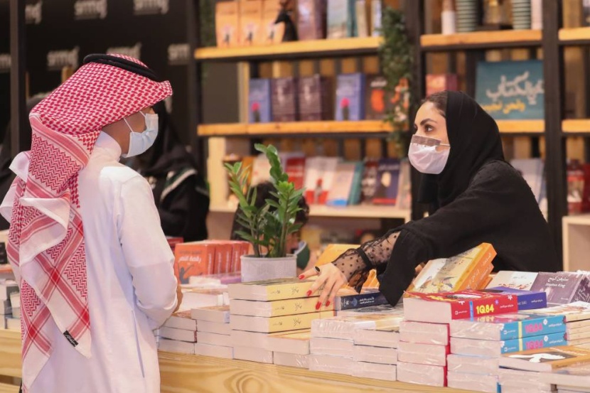 جادة الثقافة في معرض الرياض للكتاب .. رحلة نحو الأدب والفن والتراث