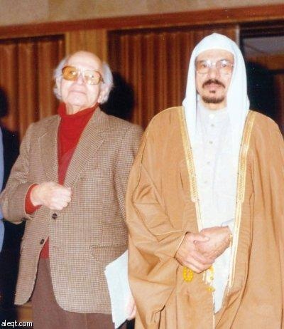 عبقري الأدب الذي طوى صفحة ثقافية ذهبية برحيله