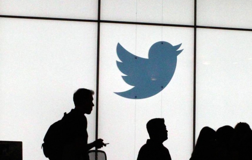 "تويتر" يتيح لمشتركي خدمة "بلو" الوصول إلى الخصائص التجريبية