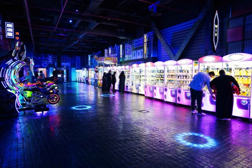 مركز "تاكندا" للألعاب التكنولوجية يستقطب عشاق الترفيه الرقمي والألعاب الحديثة في "بوليفارد رياض سيتي"