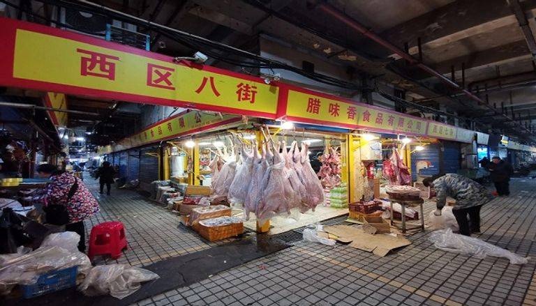 دراسة: سوق ووهان منشأ كورونا .. وليس المختبرات