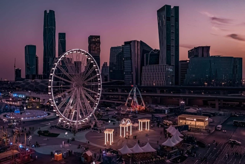 هنا موسم الرياض .. تنوع ترفيهي يجذب 3 ملايين زائر في شهره الأول