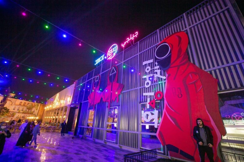 الزوار يلتقون أبطال «لعبة الحبار» على منصات الترفيه الرقمية