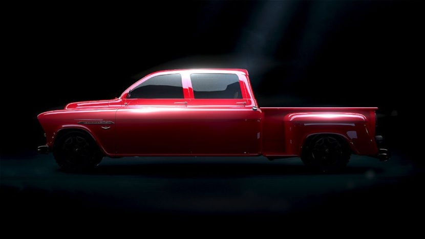 قصة تحول السيارة من حديثة إلى كلاسيكية تبدأ من معرض الرياض للسيارات