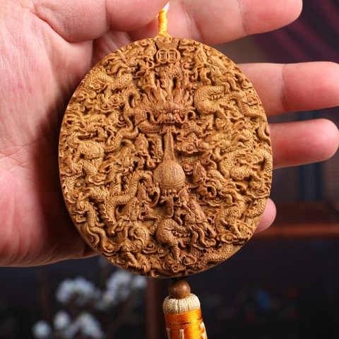 قلادة منقوشة قبل أكثر من 41 ألف عام تساعد على فهم سلوك الإنسان