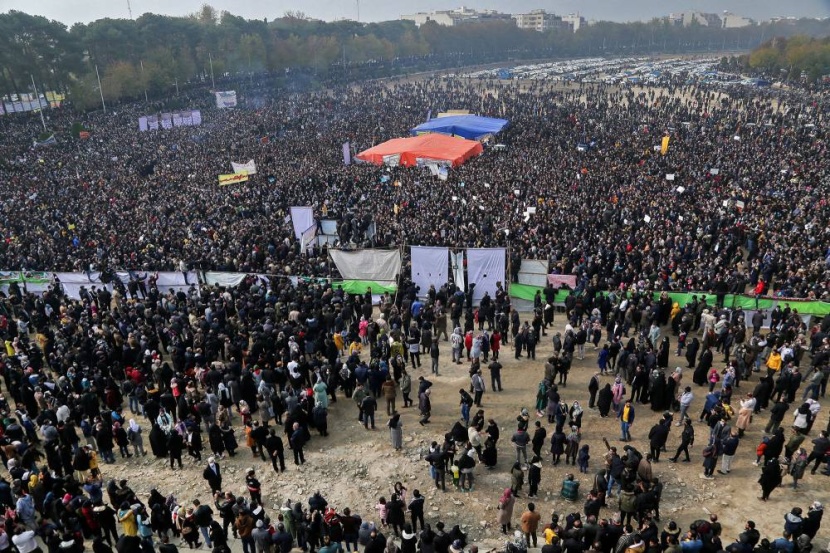 الاحتجاجات على انعدام المياه تهز النظام الإيراني