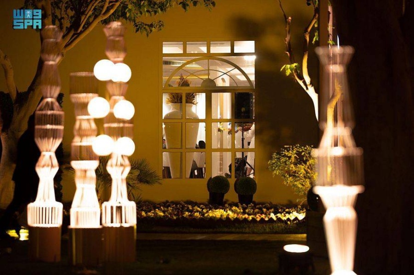 «مطاعم المربع» .. صناعة عالمية لأفضل المذاقات