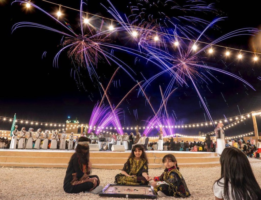 «الخوص».. منطقة تعيد إلى الذكريات مهن الزمن الجميل في «قرية زمان»