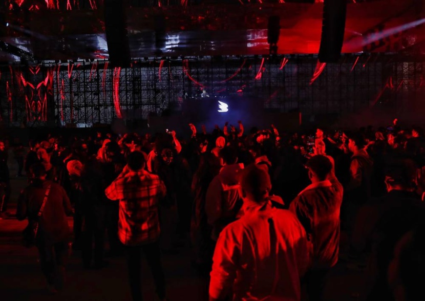 «مدل بيست» في يومه الثاني .. عروض مبهرة بتقنيات حديثة