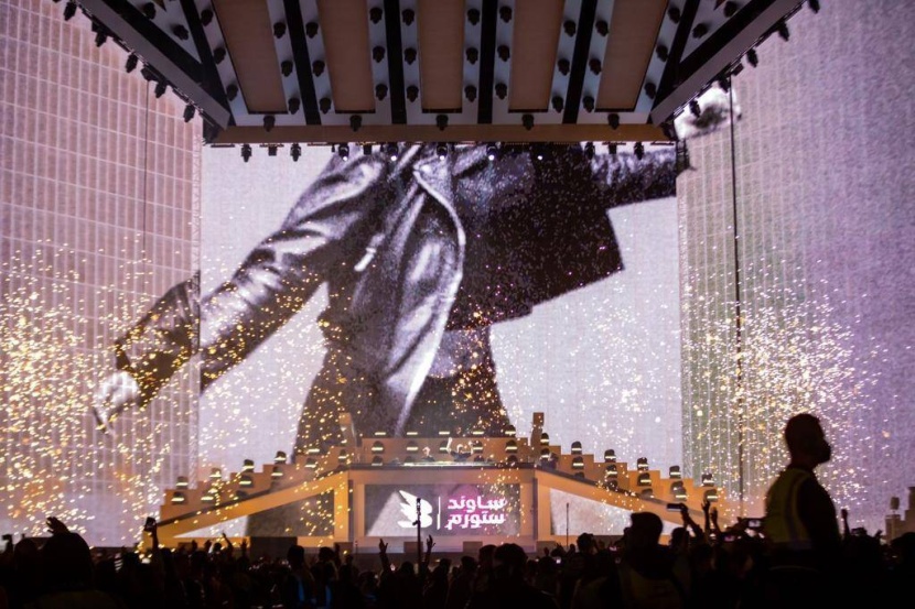 «مدل بيست» في يومه الثاني .. عروض مبهرة بتقنيات حديثة