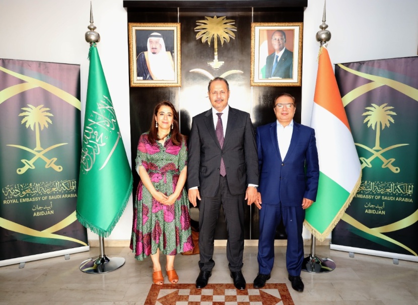 سفير المملكة لدى الكوت ديفوار يستقبل مسؤولة في البنك الأفريقي للتنمية