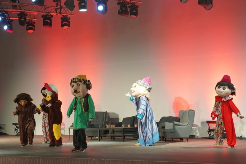 «بابا فرحان» .. يروي حكاية الماضي للجيل الحالي