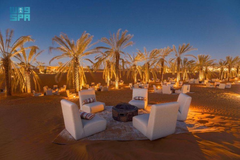 «أوايسس».. المزج بين الأصالة والفخامة