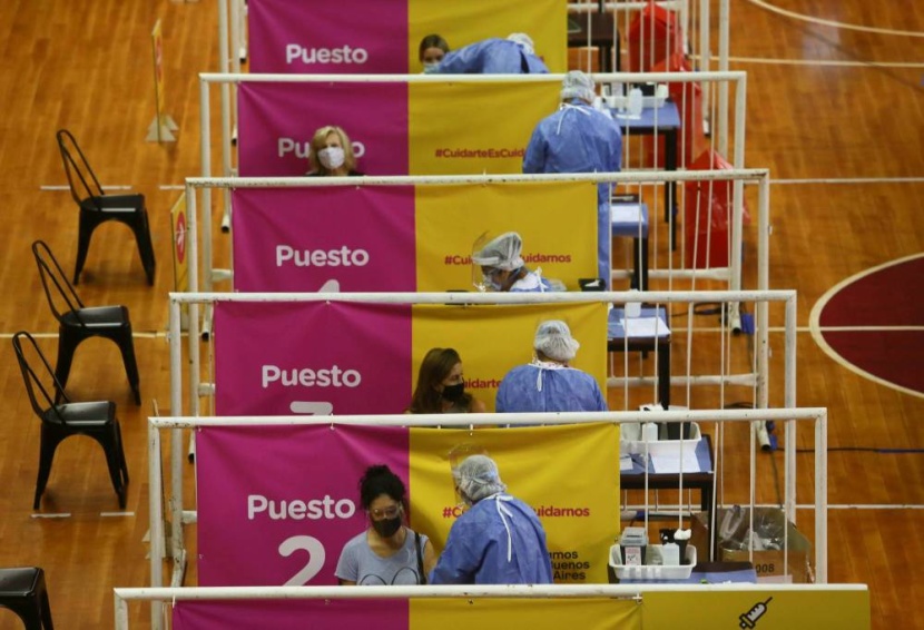 لسكان الدول الغنية كوفيد - 19 لم يعد قاتلا لكن لغير الملقحين فإنه مذبحة