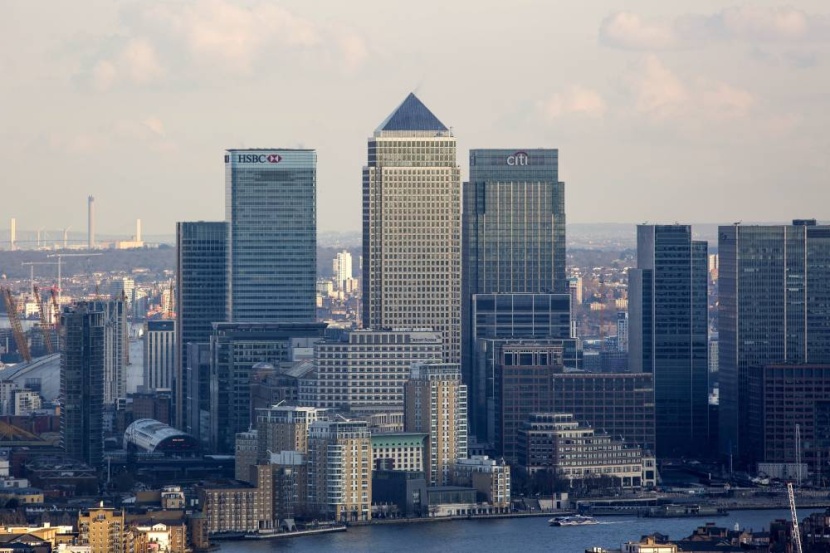 المستثمرون يواصلون تجنب صناديق الأسهم البريطانية