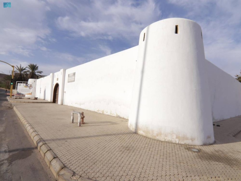 قصر الملك عبدالعزيز في حقل تصميم يحاكي القلاع الإسلامية