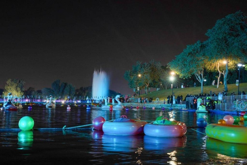 ألعاب حركية لتنمية قدرات الصغار على التفكير في «شجرة السلام»