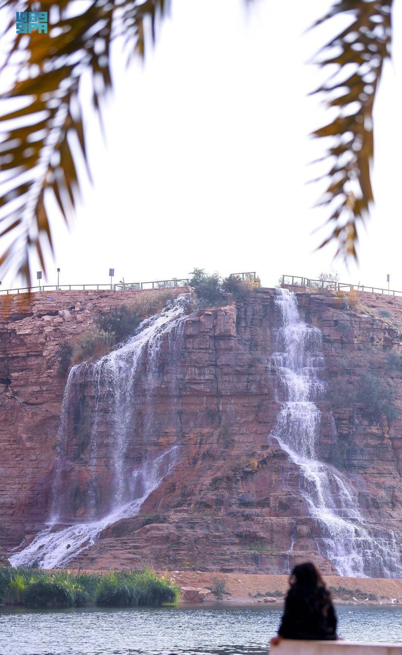 شلالات الرياض