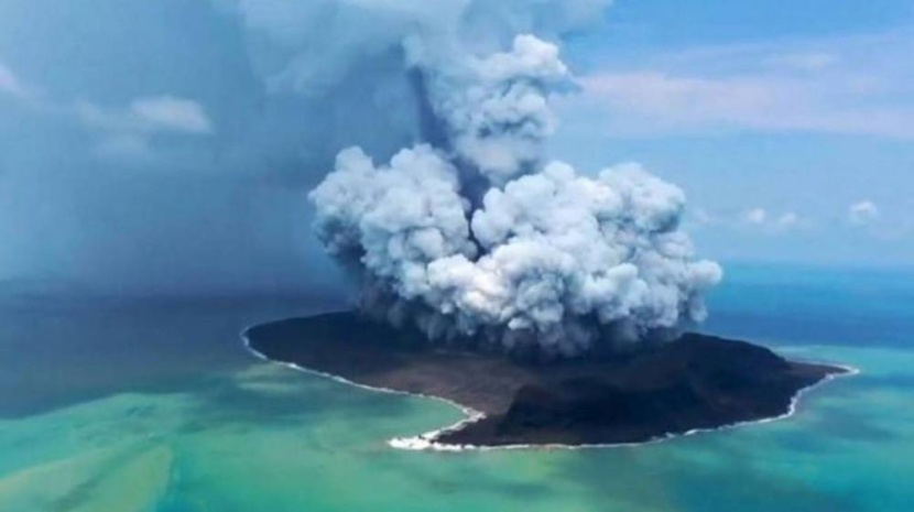 انفجار بركان تحت الماء أقوى مئات المرات من قنبلة هيروشيما