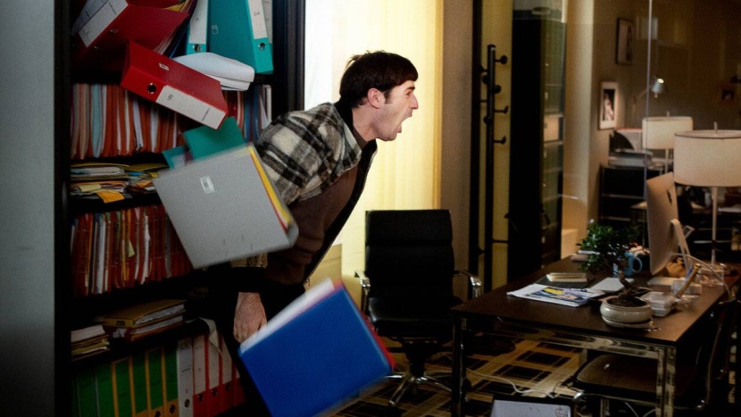 عمالقة البث المباشر تشعر بالضغوط التنظيمية الأوروبية