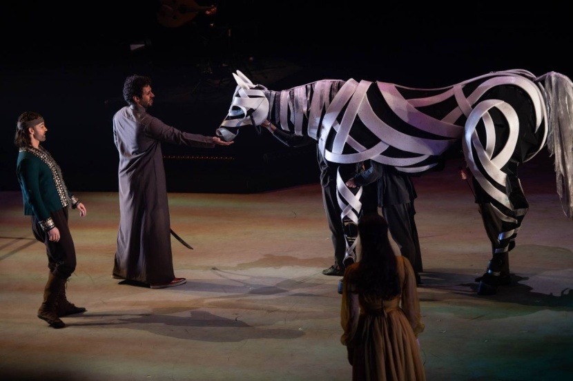 «كان يا ما كان» .. تقنيات إضائية تدهش المشاهدين