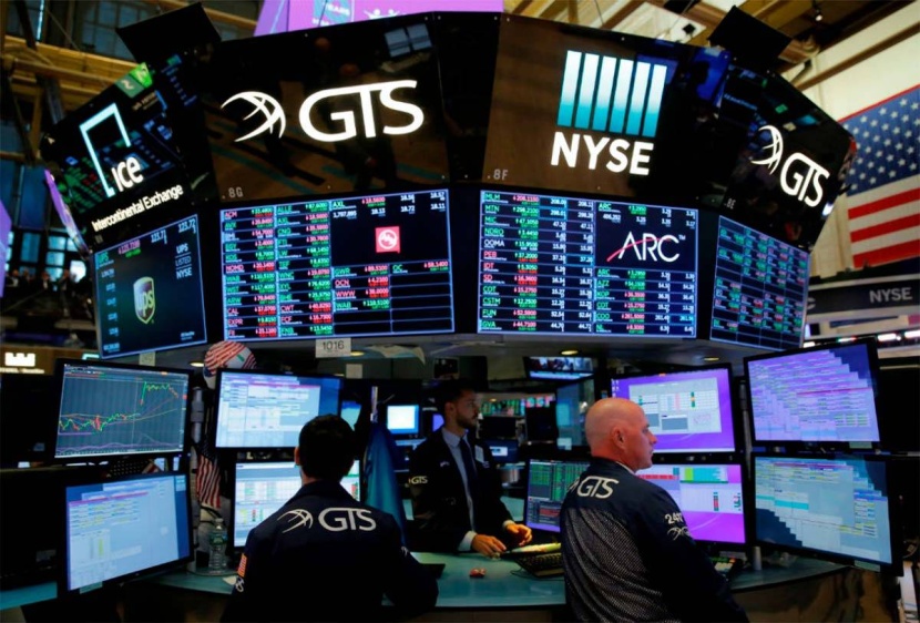 أسواق الأسهم المتقلبة تقف في طريق شركات تخطط للطرح العام