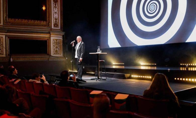 مهرجان السويد السينمائي يعرض أفلاما بتنويم المشاهدين مغناطيسيا