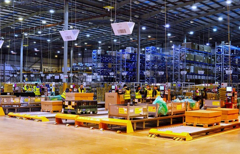 الفائزون والخاسرون يخرجون من أزمة سلسلة التوريد الأمريكية